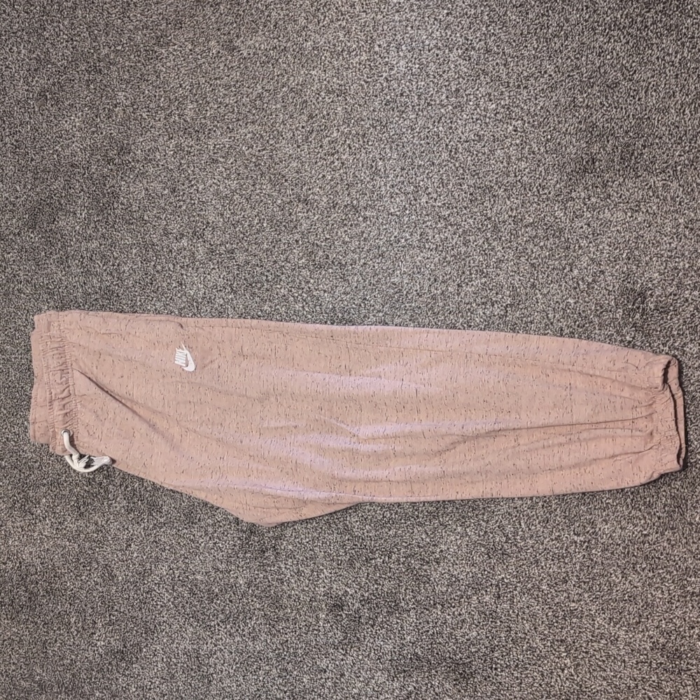 Women Vintage Nike Joggers